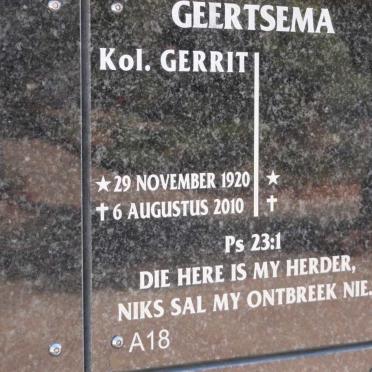 Gauteng, PRETORIA, Voortrekker Monument, Muur van Herinnering_2, Oud weermaglede