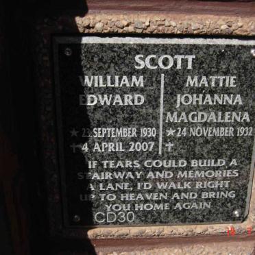 SCOTT William Edward 1930-2007 &amp; Mattie Johanna Magdalena 1932-