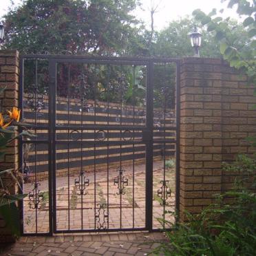 4. Ingang na Gedenkmuur