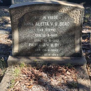 BERG Pieter J., v.d. 1883-1963 &amp; Anna Aletta STEYN 1885-1962