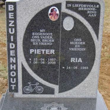 BEZUIDENHOUT Pieter 1957-2006 &amp; Ria 1963-