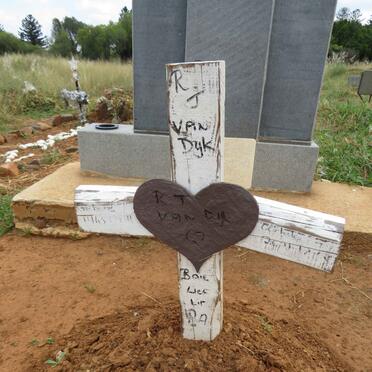 D - Vanne :: Surnames - D