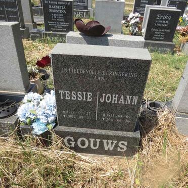 GOUWS Tessie 1927-2009 :: GOUWS Johann 1973-2011  