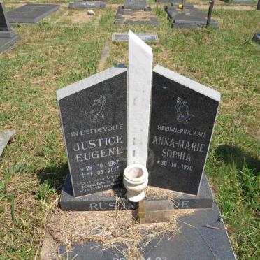 GROESBEEK Justice Eugene 1967-2017 & Anna-Marie Sophia 1970-