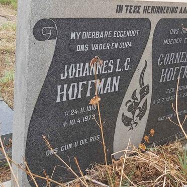 HOFFMAN Johannes L.C. 1919-1973 & Cornelia M. BOUWER 1930-1975