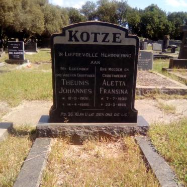 KOTZE Theunis Johannes 1906-1966 &amp; Aletta Fransina 1909-1995