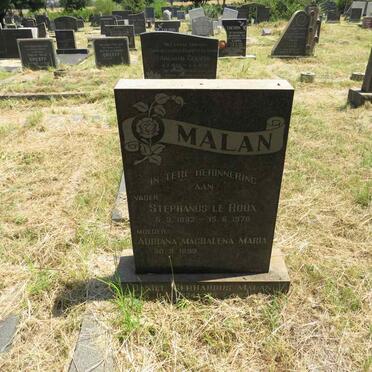 MALAN Stephanus Le Roux 1892-1970 & Adriana Magdalena Maria 1899-  :: MALAN Daniel Gerhardus 1924-1963