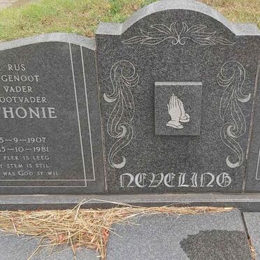 NEVELING Anthonie 1907-1981 & Aletta Helena DU PLESSIS 1905-1988