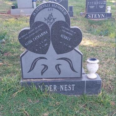 NEST Alida Catharina, van der 1935-2006 :: VAN DER NEST Aubrey 1959-