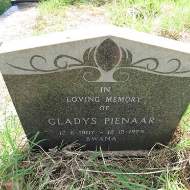 PIENAAR Gladys 1907-1975