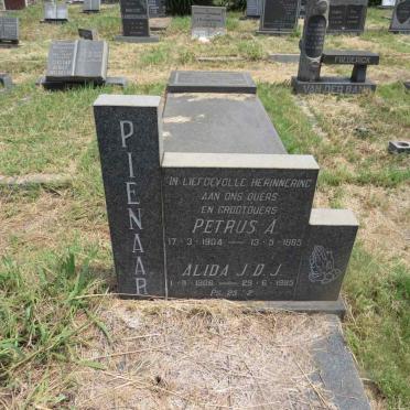 PIENAAR Petrus A. 1904-1985 & Alida J.D.J. 1906-1985