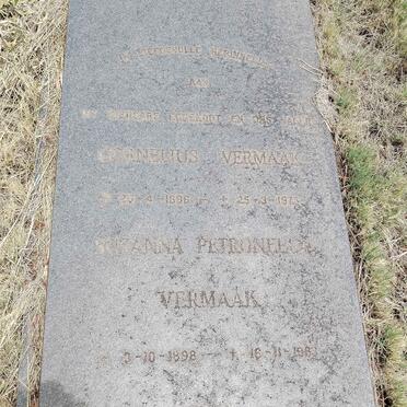 VERMAAK Cornelius 1896-1975 & Susanna Petronella 1898-1983