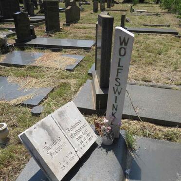 WOLFSWINKEL Hendrik Jacobus 1906-1994 & Johanna Catharina VAN ZYL 1908-1989