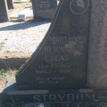 STRYDOM Marthinus Hermanus Lucas 1931-1954