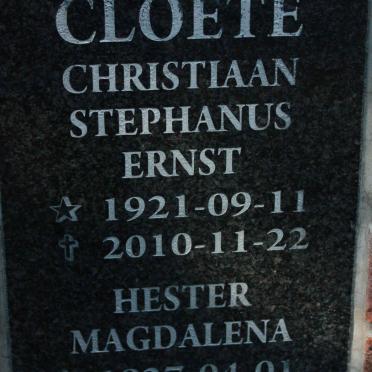 CLOETE Christiaan Stephanus Ernst 1921-2010 &amp; Hester Magdalena 1927-2011