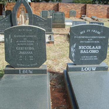 LOUW Nicolaas Salomon 1901-1999 &amp; Gertruida Johanna 1904-1984
