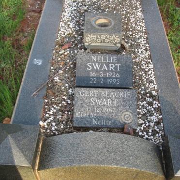 SWART Gert Blackie -1987 &amp; Nellie 1926-1995
