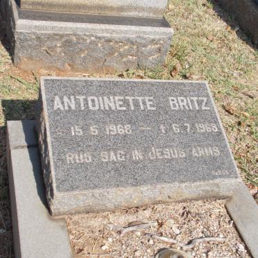 BRITZ Antoinette 1968-1968
