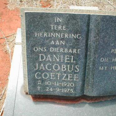 COETZEE Daniel Jacobus 1920-1975