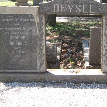 DEYSEL Hendrik Johannes 1896-19?5 &amp; Helena Claudina 1897-1957
