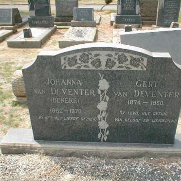 DEVENTER Gert, van 1874-1950 &amp; Johanna BENEKE 1882-1970