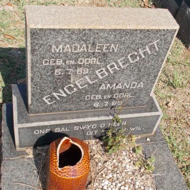 ENGELBRECHT Madaleen 1968-1968 :: ENGELBRECHT Amanda 1968-1968