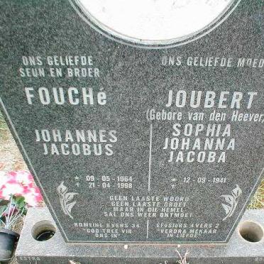 FOUCHÉ Johannes Jacobus 1964-1998 :: JOUBERT Sofia Johanna Jacoba nee VAN DEN HEEVER  1941-