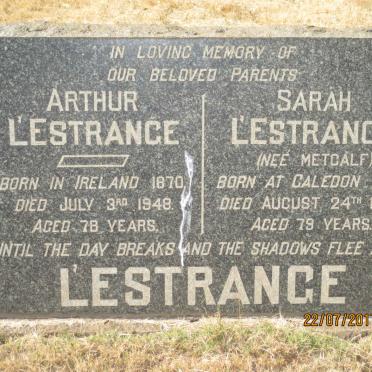 L'ESTRANGE Arthur 1870-1948 &amp; Sarah METCALF 1868-1947