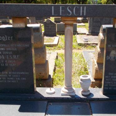 LESCH Dorathea Johanna Maria 1925-1959 :: LESCH Linda Esme 1954-1972