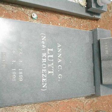 LUYT Jozef Adriaan 1895-1972 &amp; Anna C.G. KROEZEN 1899-1996