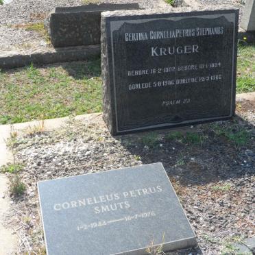 KRUGER Petrus Stephanus 1894-1966 &amp; Gertina Cornelia 1902-1986 :: SMUTS Corneleus Petrus 1944-1976