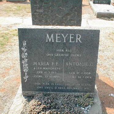 MEYER Antonie G. 1908-1974 &amp; Maria F.E. MAHONEY 1913-1955