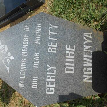 NGWENYA Gerly Betty Dube 1922-1995