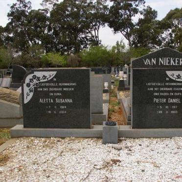 NIEKERK Pieter Daniel, van 1917-1983 &amp; Aletta Susanna 1924-2004