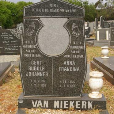 NIEKERK Gert Rudolf Johannes, van 1914-1998 &amp; Anna Francina 1925-1998