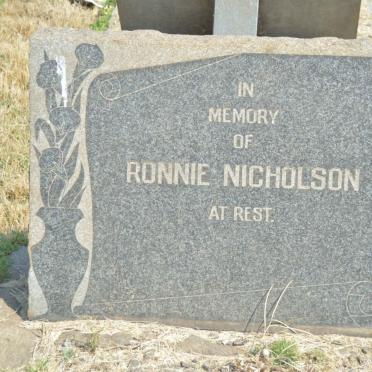 NICHOLSON Ronnie