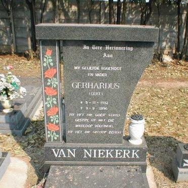 NIEKERK Gerhardus, van 1932-1996