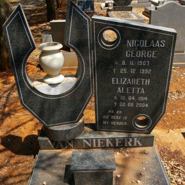 NIEKERK Nicolaas George, van 1907-1992 &amp; Elizabeth Aletta 1914-2004