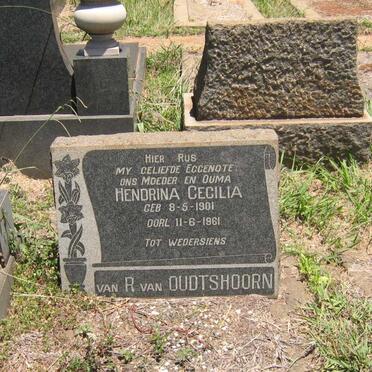 OUDTSHOORN Hendrina Cecilia, van R. van, 1901-1961