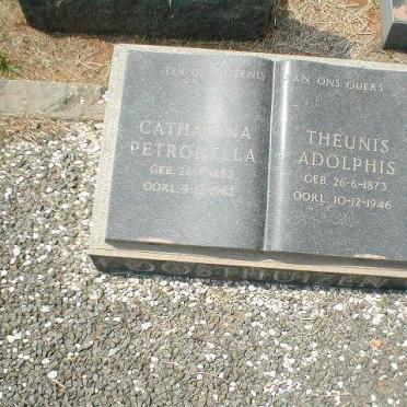 OOSTHUIZEN Theunis Adolphis 1873-1946 &amp; Catharina Petronella 1883-1962