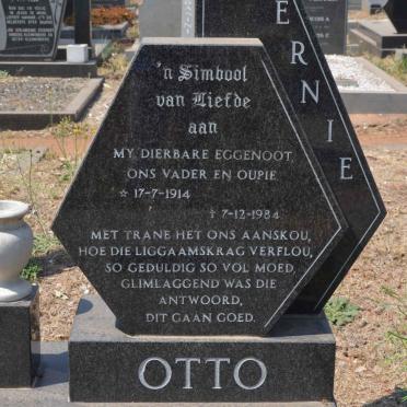 OTTO Ernie 1914-1984 &amp; Anna Maria Susanna 1918-2009