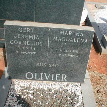OLIVIER Gert Jeremia Cornelius 1911-1977 &amp; Martha Magdalena 1915-1979