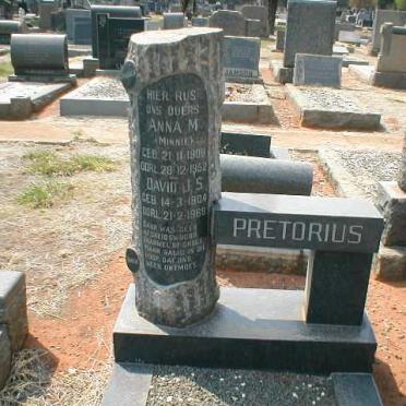 PRETORIUS David J.S. 1904-1969 &amp; Anna M. 1908-1952