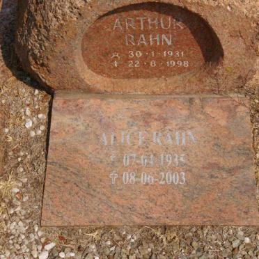 RAHN Arthur 1931-1998 &amp; Alice 1935-2003