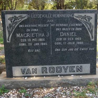 ROOYEN Daniel, van 1903-1960 &amp; Magrietha J. 1906-1985
