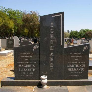 SCHUHARDT Marthinus Hermanus 1900-1987 &amp; Magrieta Elizabeth 1902-1988