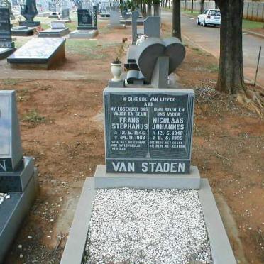 STADEN Frans Stephanus, van 1946-1988 :: VAN STADEN Nicolaas Johannes 1945-1989