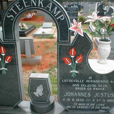 STEENKAMP Johannes Justus 1970-1995