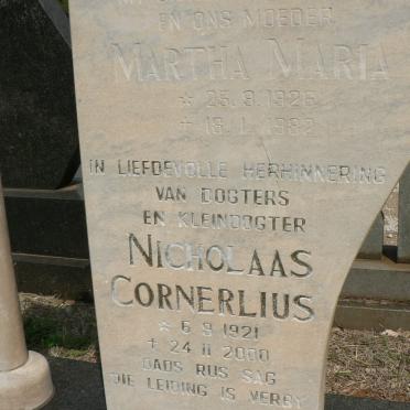 HUYSSTEEN Nicolaas Cornerlius, van 1921-2000 &amp; Martha Maria 1926-1982
