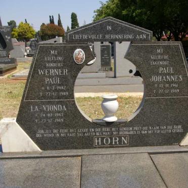 HORN Paul Johannes 1961-1989 :: HORN Werner Paul 1982-1989 :: HORN La-Vionda 1987-1989